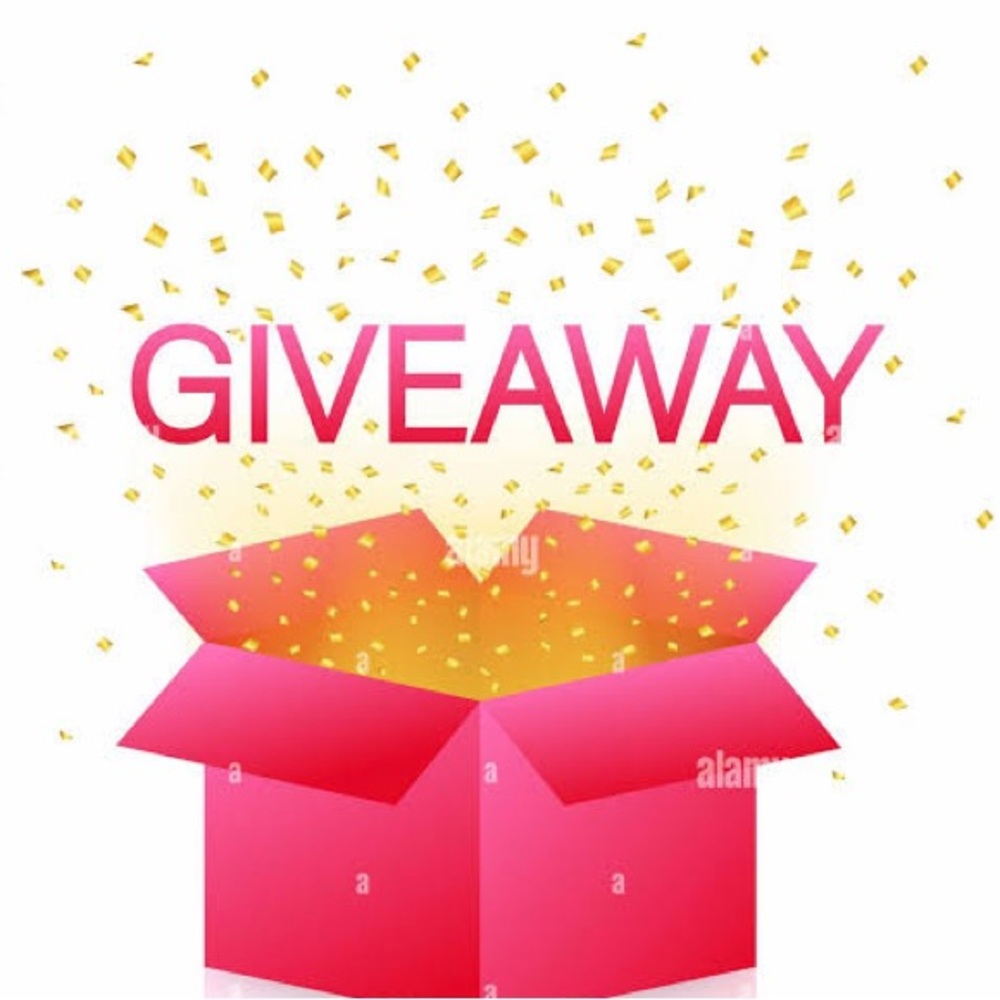 Giveaway🎉Enter To Win & Free Shipping During The Live Show!